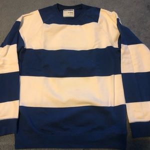 Old Navy blue and shite striped sweatshirt. size M